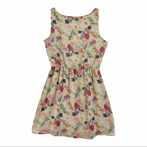Sheer Floral Print Sleeveless Sun Dress by EyeShadow - Picture 5 of 13